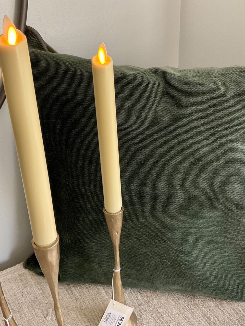 POTTERY BARN ACCENT PILLOW IN DARK GREEN (20x20) - Picture 3 of 3